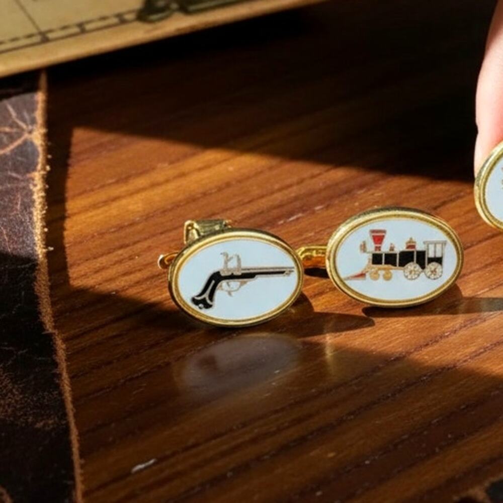 SWANK Novelty Tie Clips Vintage | Railroad & Revolver